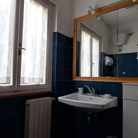 Charming House In With Fireplace And Sunny Terrace Casa vacanze