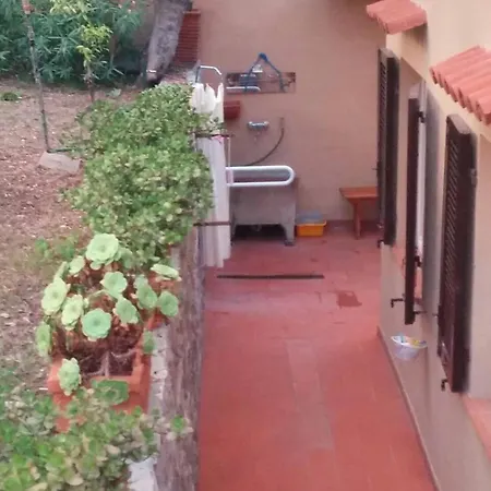 Charming House In With Fireplace And Sunny Terrace Dom wakacyjny *