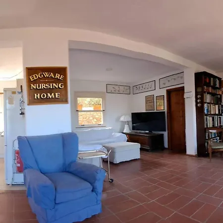 Charming House In With Fireplace And Sunny Terrace Σπίτι διακοπών