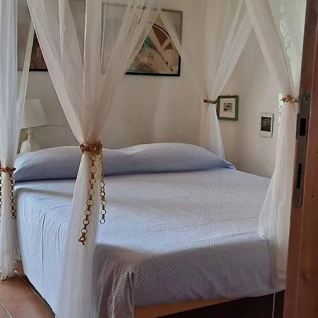 Charming House In With Fireplace And Sunny Terrace Σπίτι διακοπών